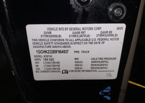 2005 Chevrolet Silverado 2500Hd Lt z USA, uszkodzony, nr VIN 1GCHK23285F964937